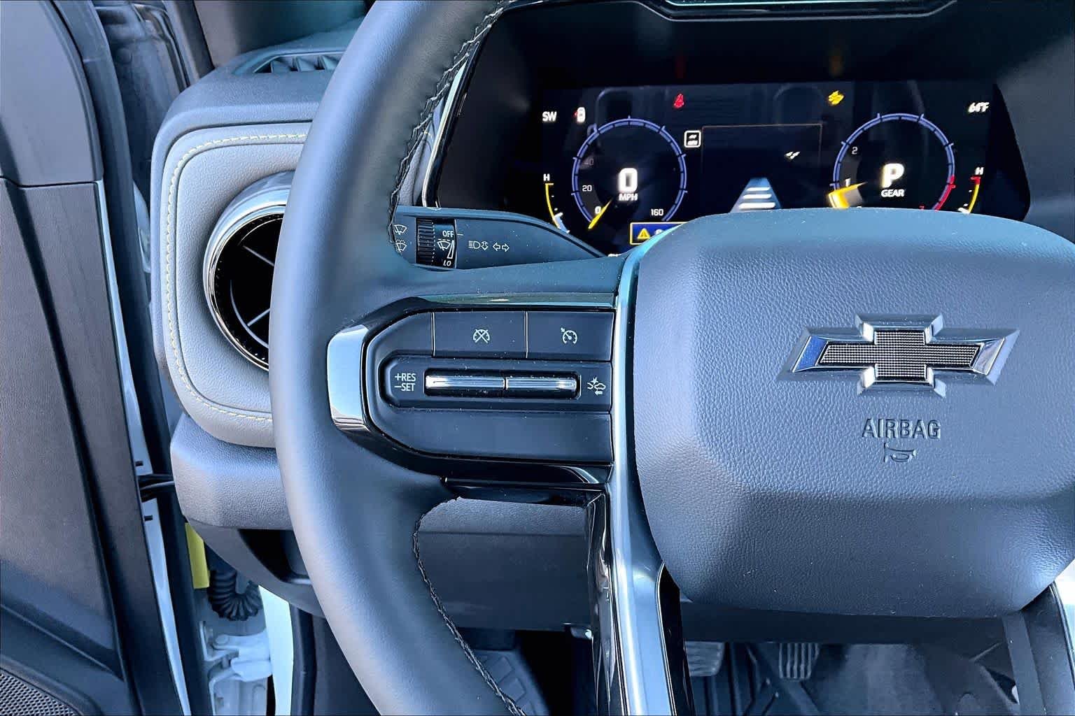 2025 Chevrolet Colorado ZR2 - Photo 24