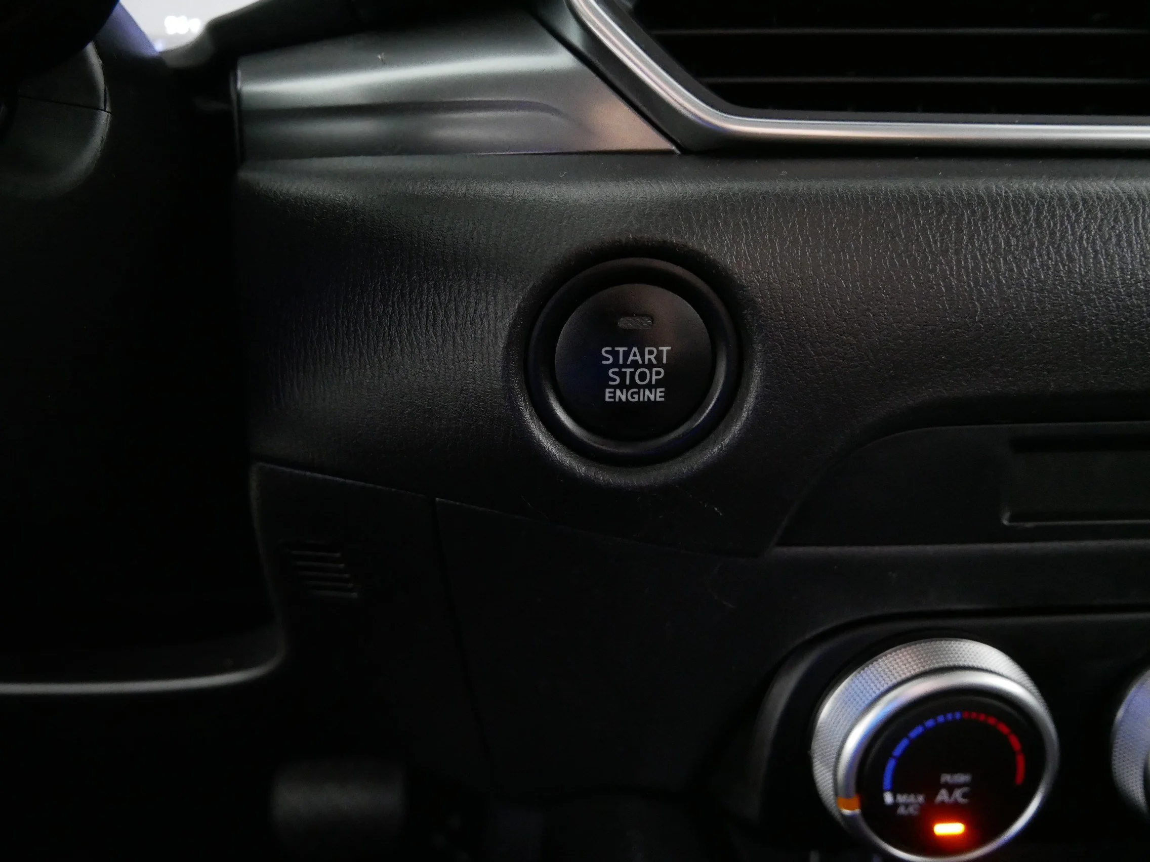 Certified Used 2025 Jet Black Mica Mazda 2.5 S image 29