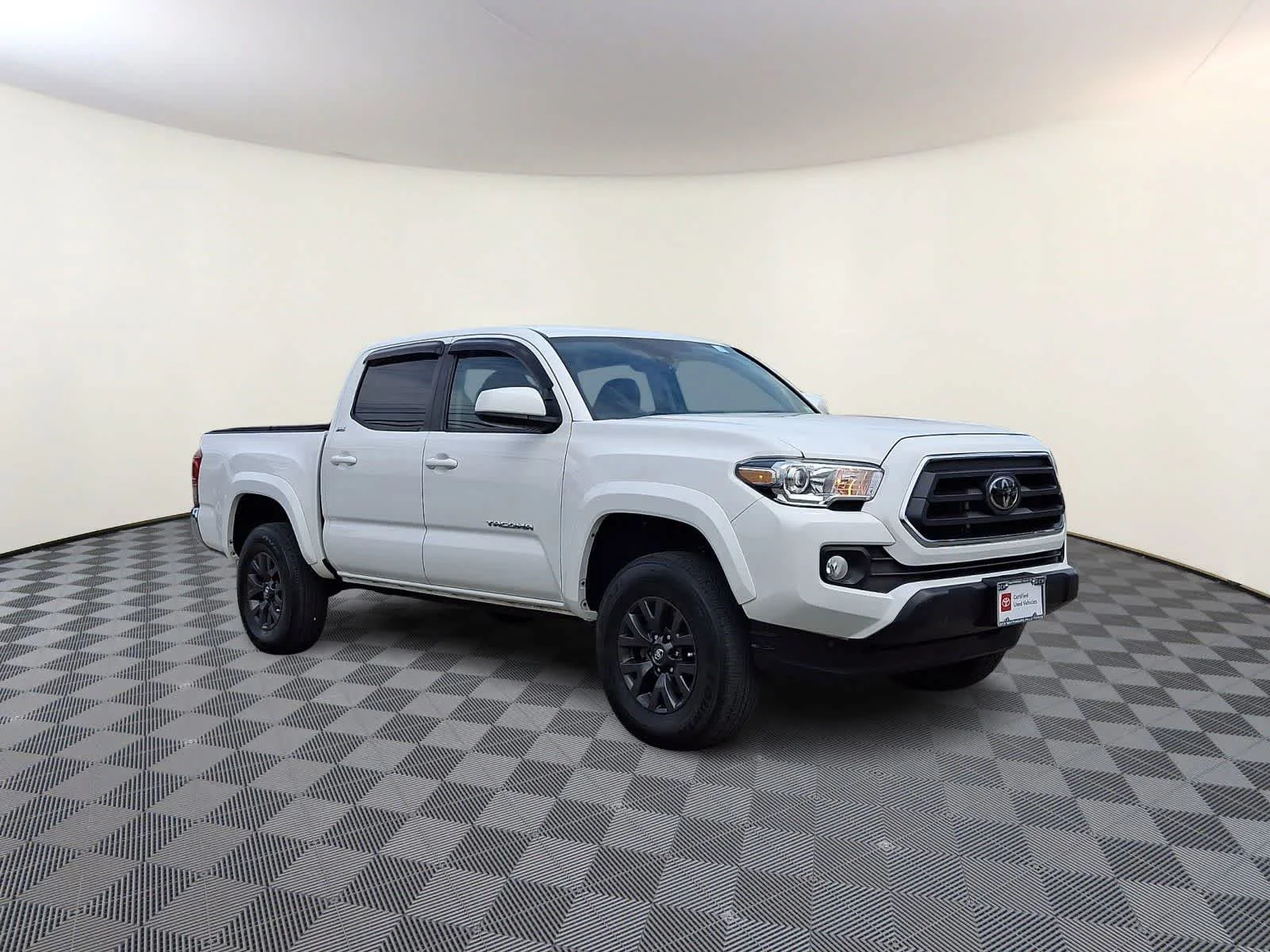 Certified Used 2023 Ice Cap Toyota SR5 image 5