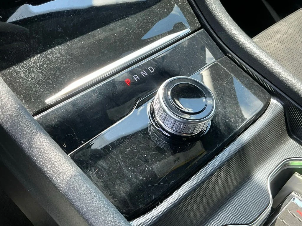 Used 2024 Red Jeep Altitude image 35