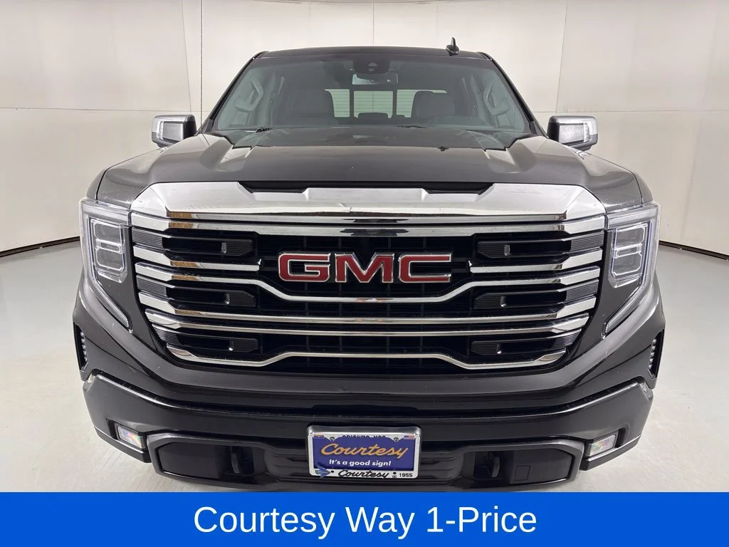 Used 2023 ONYX BLACK GMC SLT image 4
