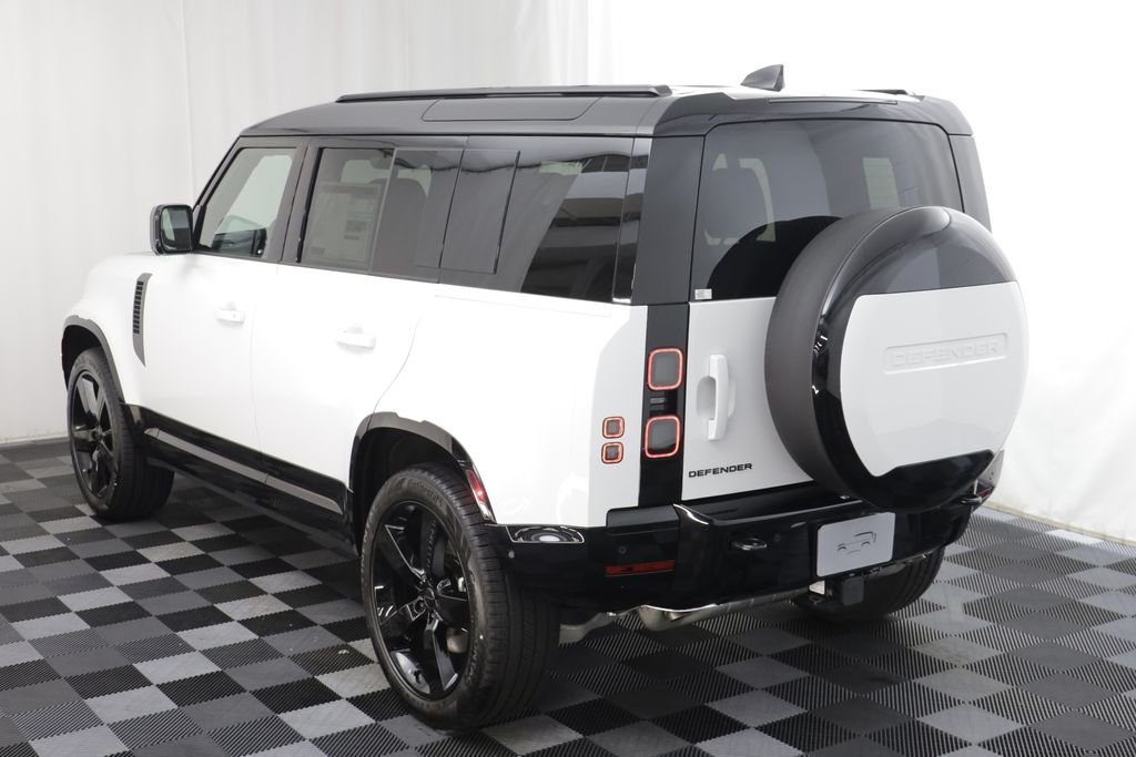 New 2026 Fuji White LAND ROVER X-Dynamic SE image 17