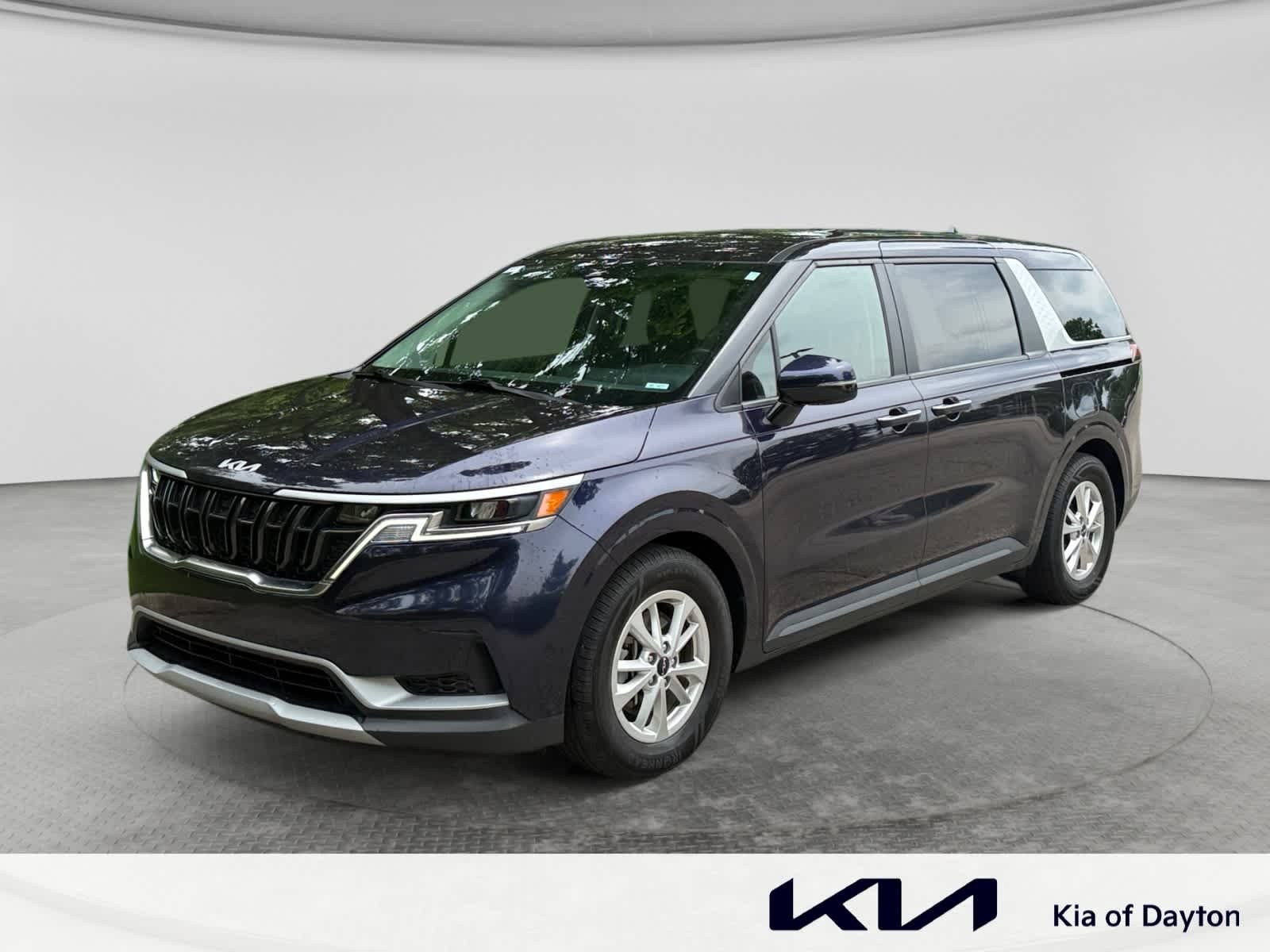 2023 Kia Sedona LX Seat Pkg's photo