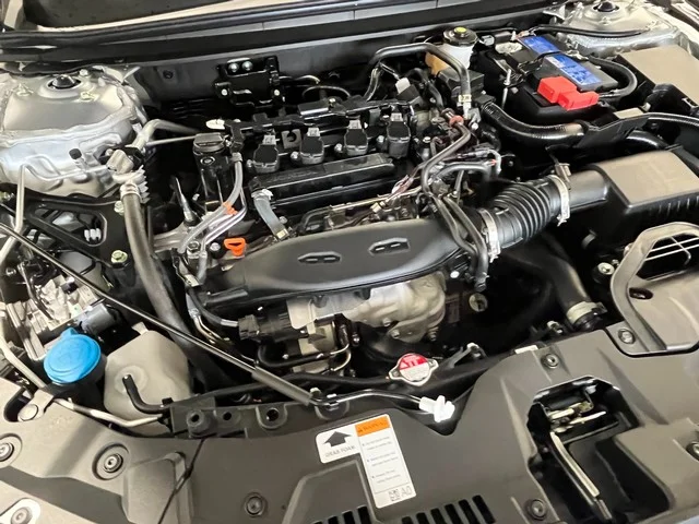 2025 Honda Accord SE - Photo 11