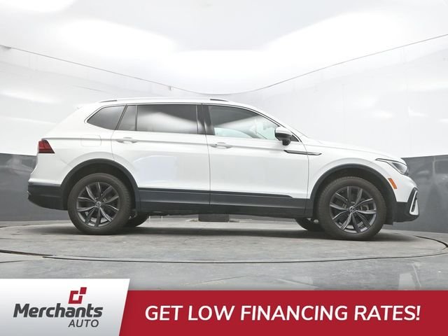 2022 Volkswagen Tiguan SE - Photo 40