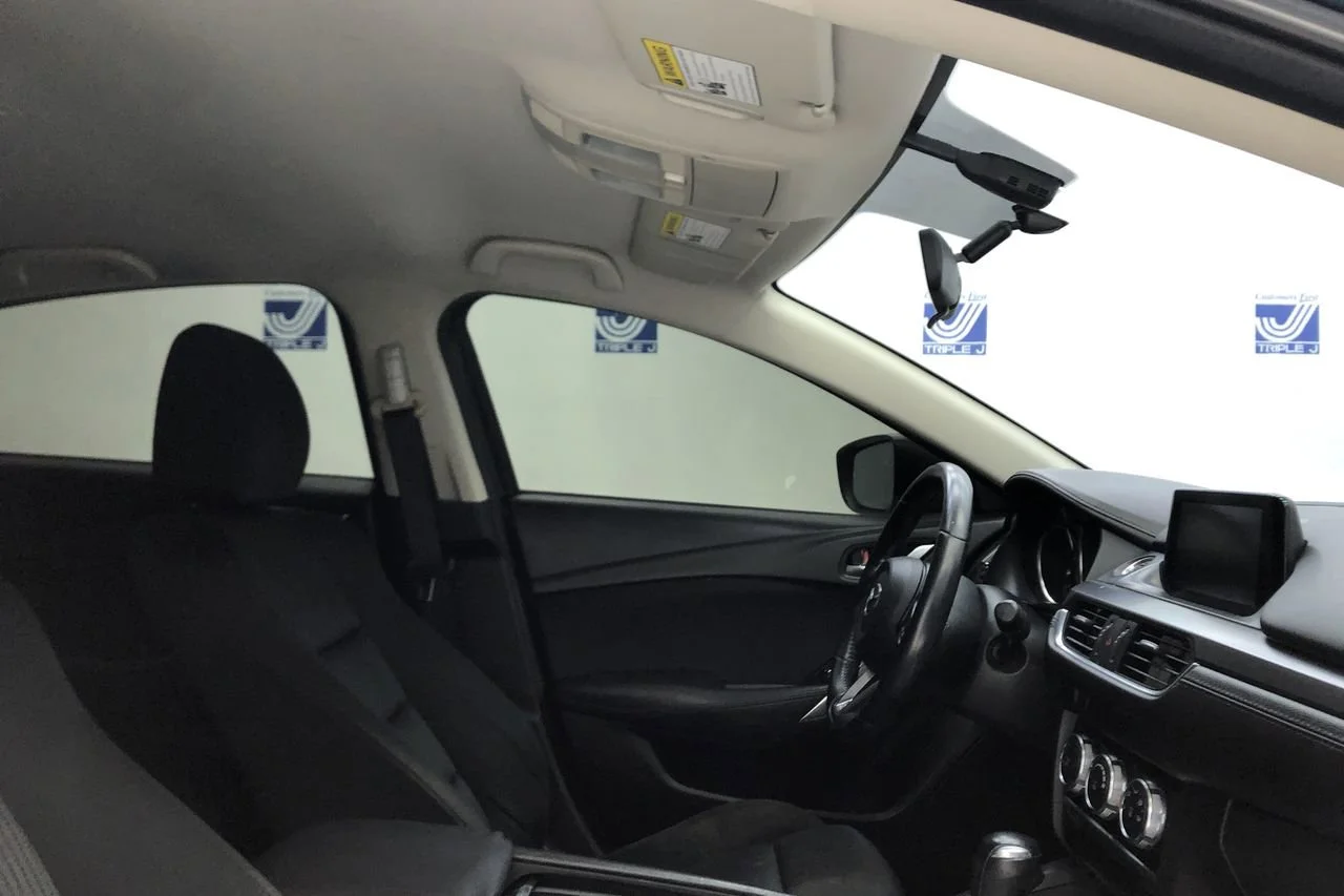 Used 2017 Deep Crystal Blue Mazda Sport image 16