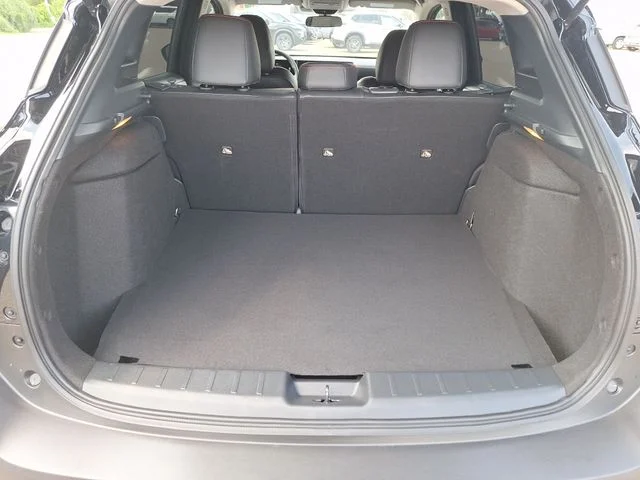 Certified Used 2025 Black Nissan SR image 22