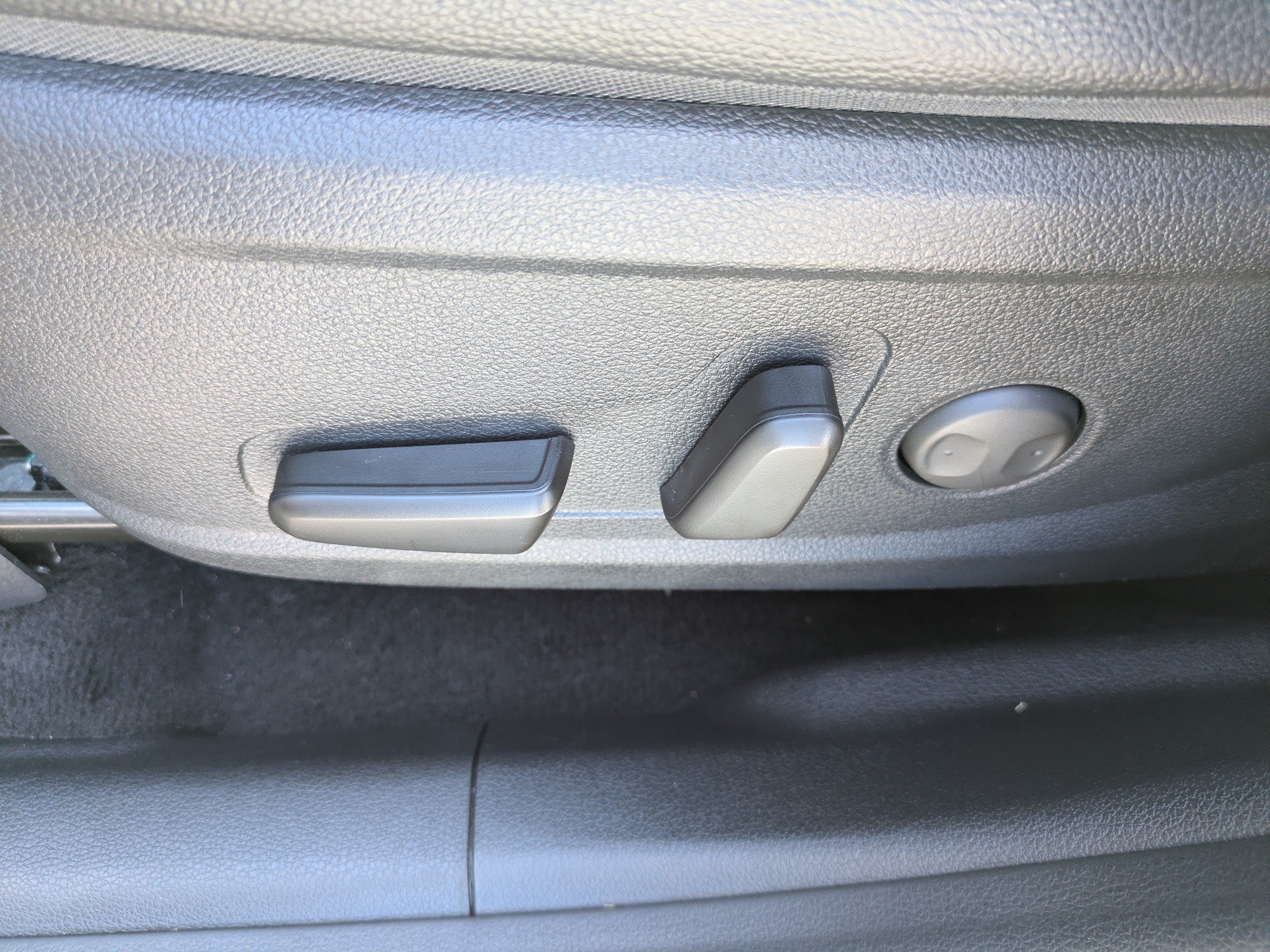 2019 Hyundai Santa Fe Limited - Photo 19