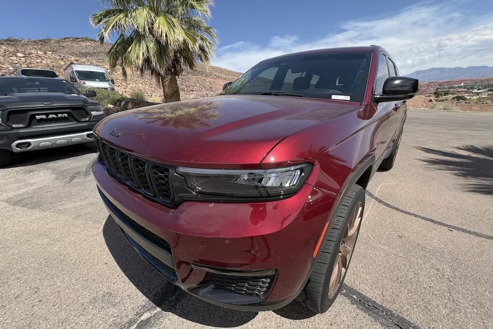 2025 Jeep Grand Cherokee L Limited 4x4's photo