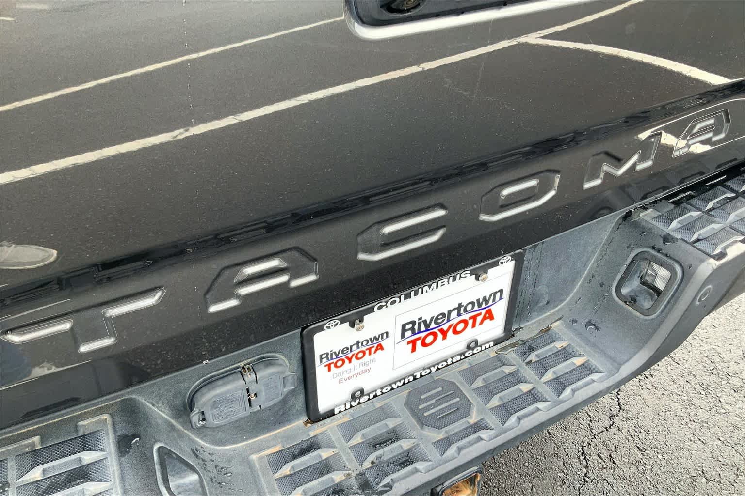 Used 2016 Magnetic Gray Metallic Toyota TRD Off Road image 10