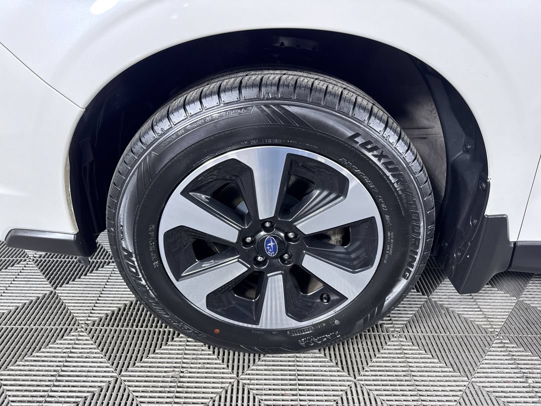 Used 2017 Crystal White Pearl Subaru Premium image 25