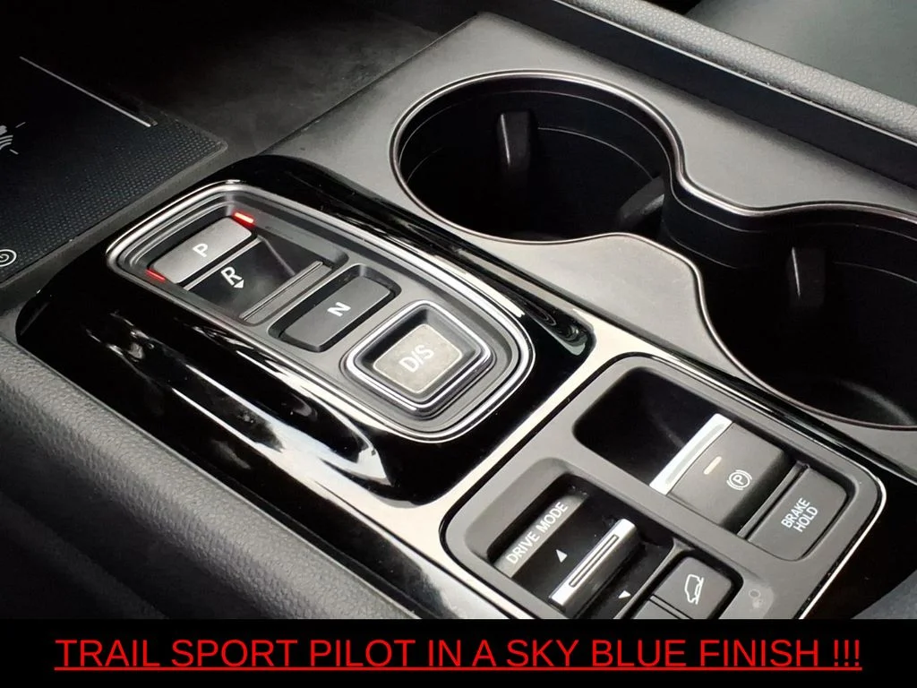 Used 2024 Blue Honda TrailSport image 21