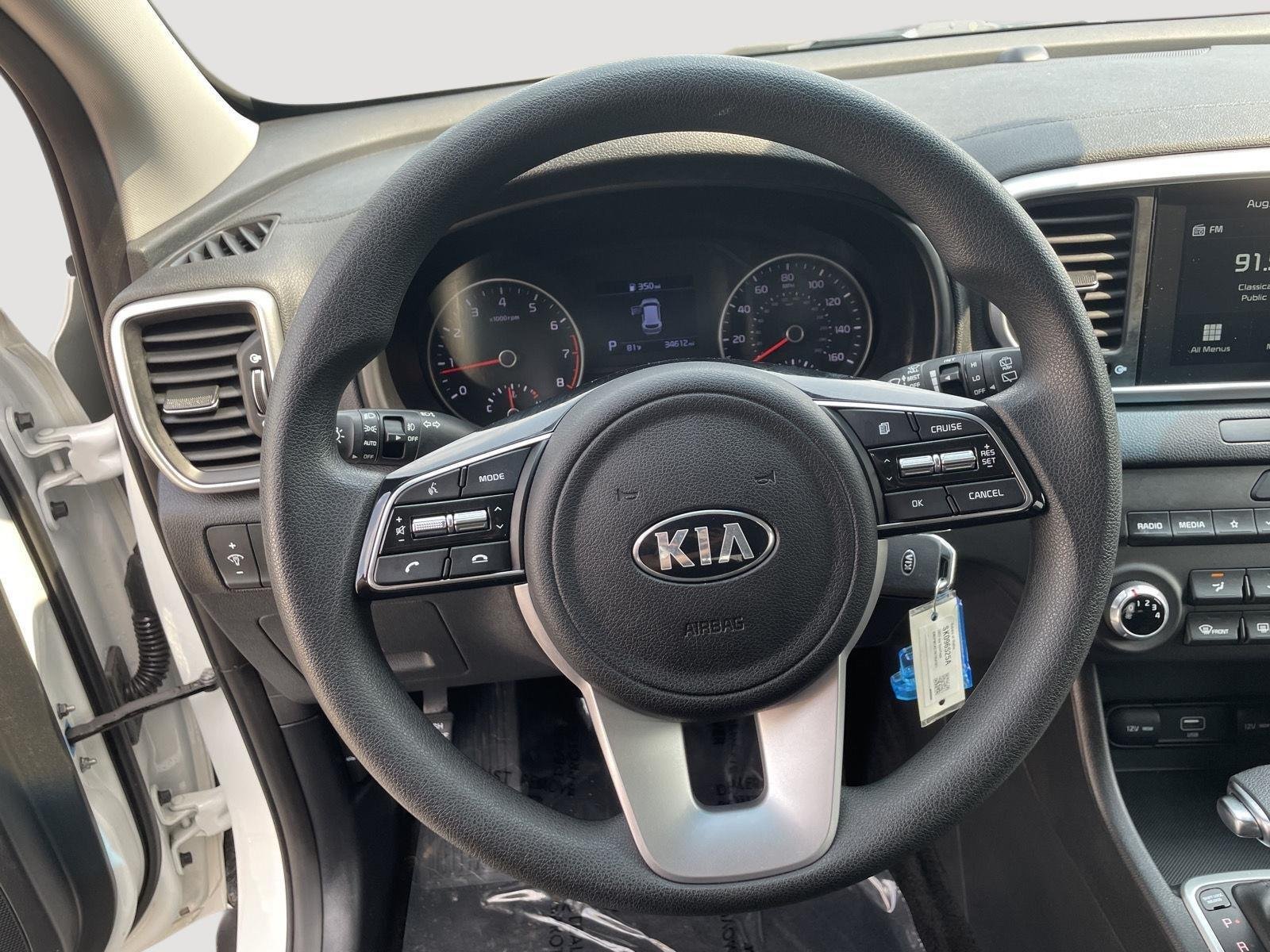 Used 2022 Snow White Pearl Kia LX image 7