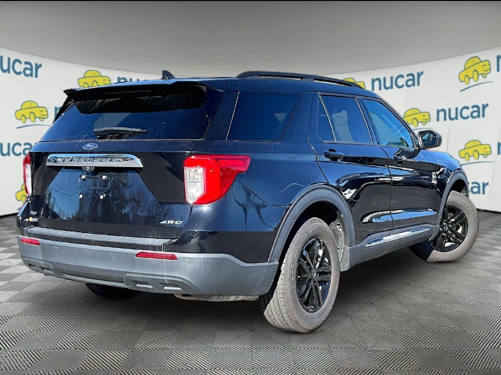 Used 2021 Black Metallic Ford XLT image 6