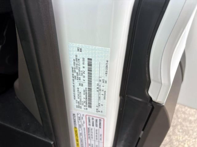 Used 2024 White Ford  image 29
