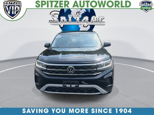 Used 2023 Black Volkswagen 3.6L V6 SE w/Technology image 3