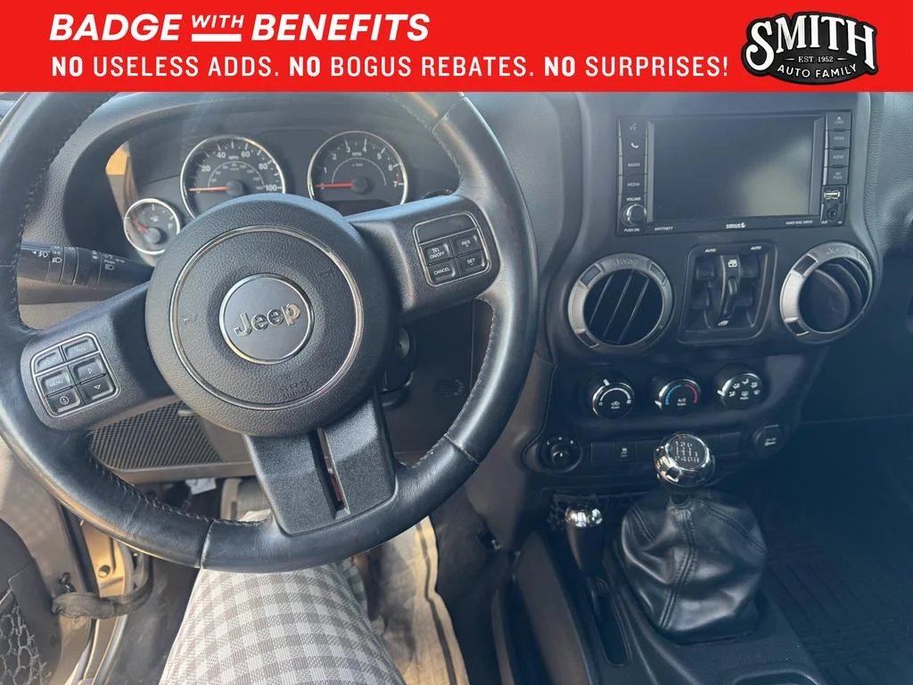 Used 2017 Billet Silver Metallic Clearcoat Jeep Sport image 13