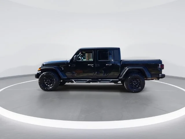 Used 2023 Black Jeep Sport S image 5