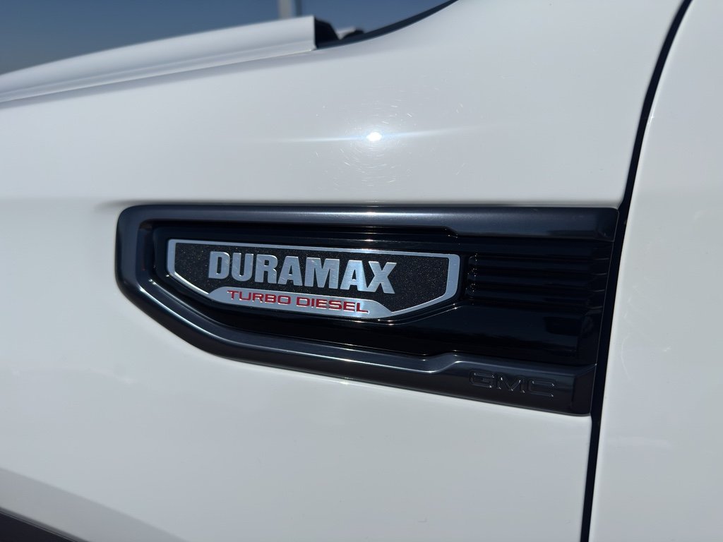 Used 2025 Summit White GMC AT4 image 11