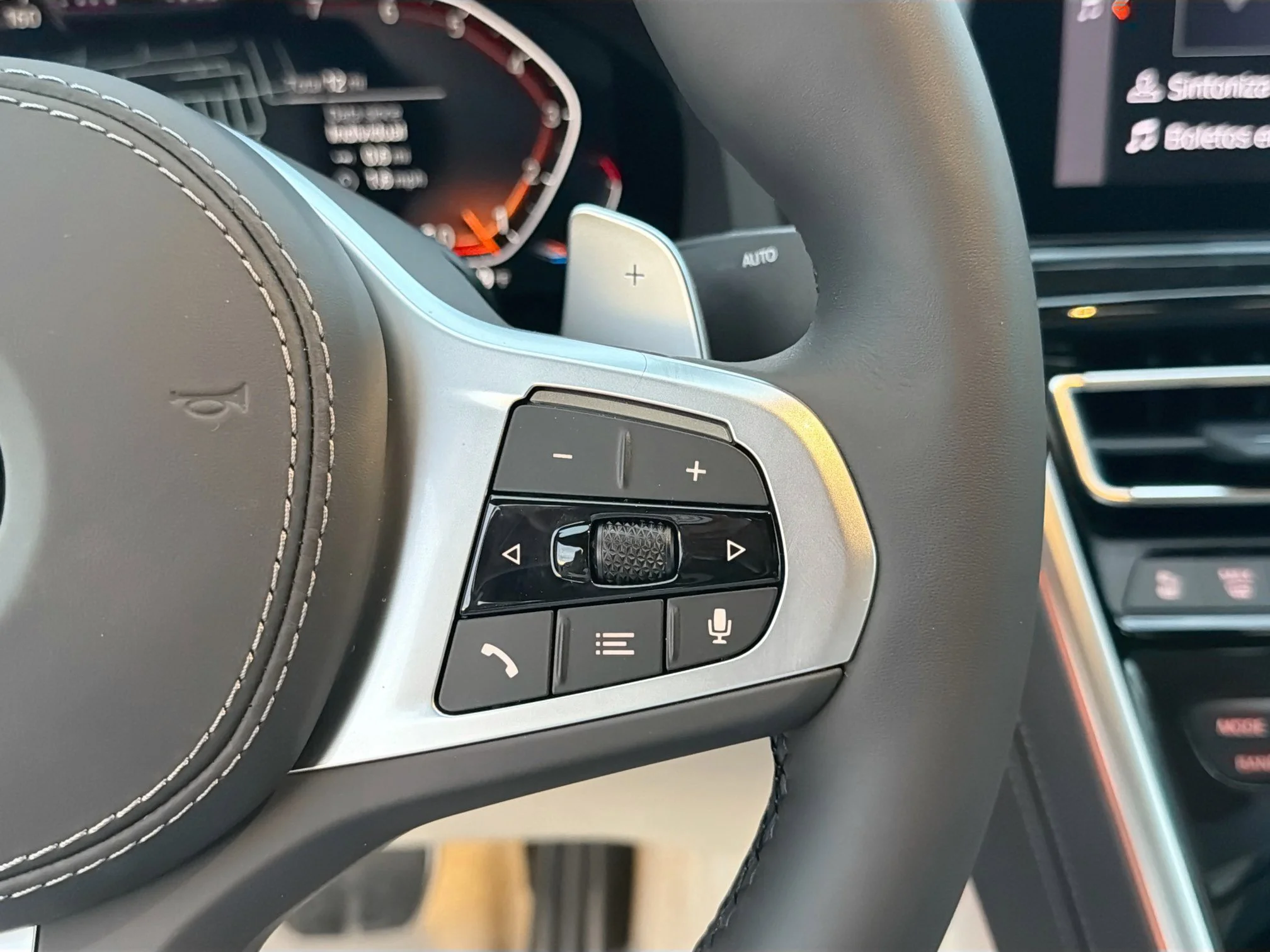 New 2026 Carbon Black Metallic BMW 840i image 38