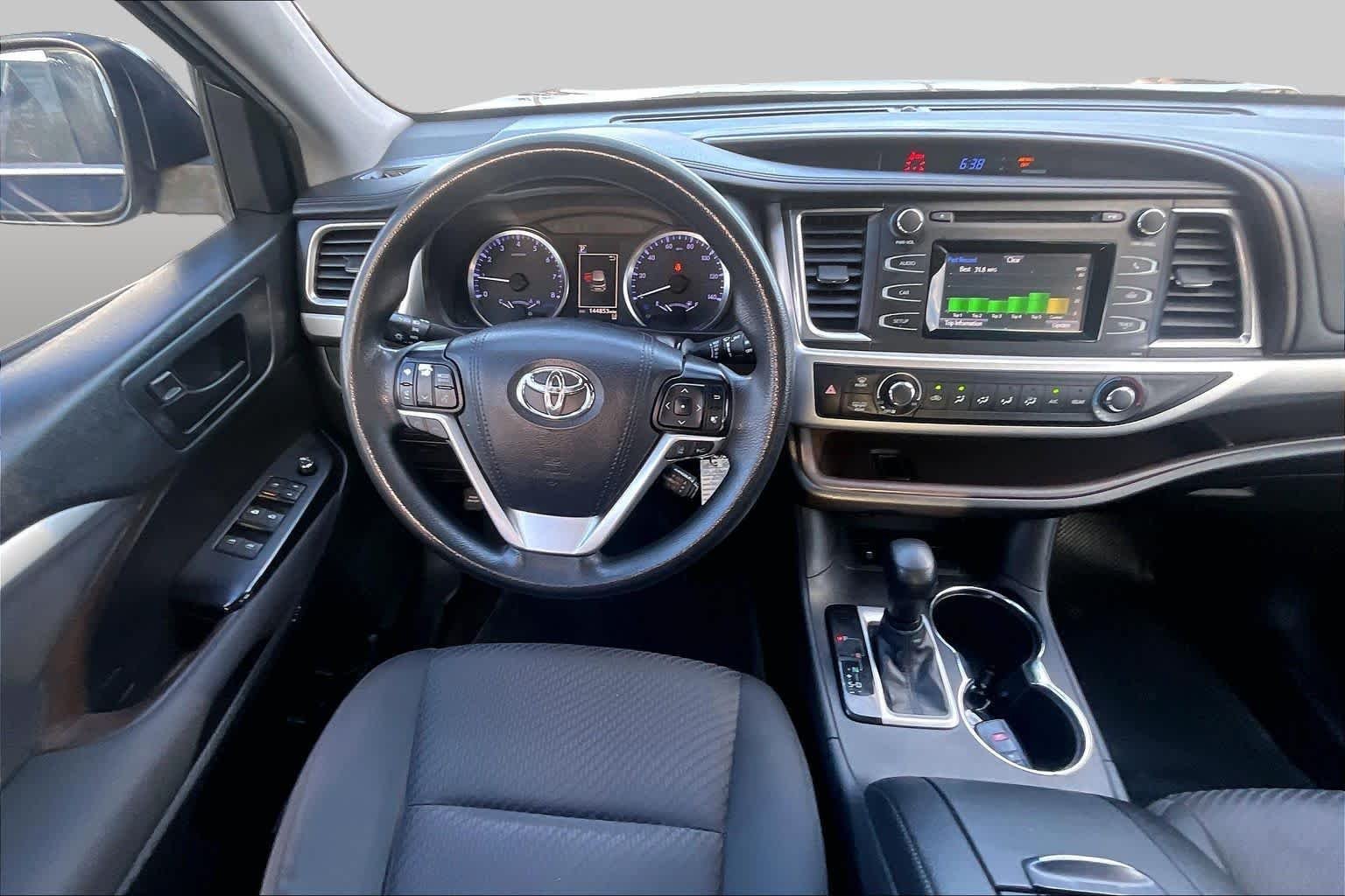 Used 2019 Midnight Black Metallic Toyota LE image 6