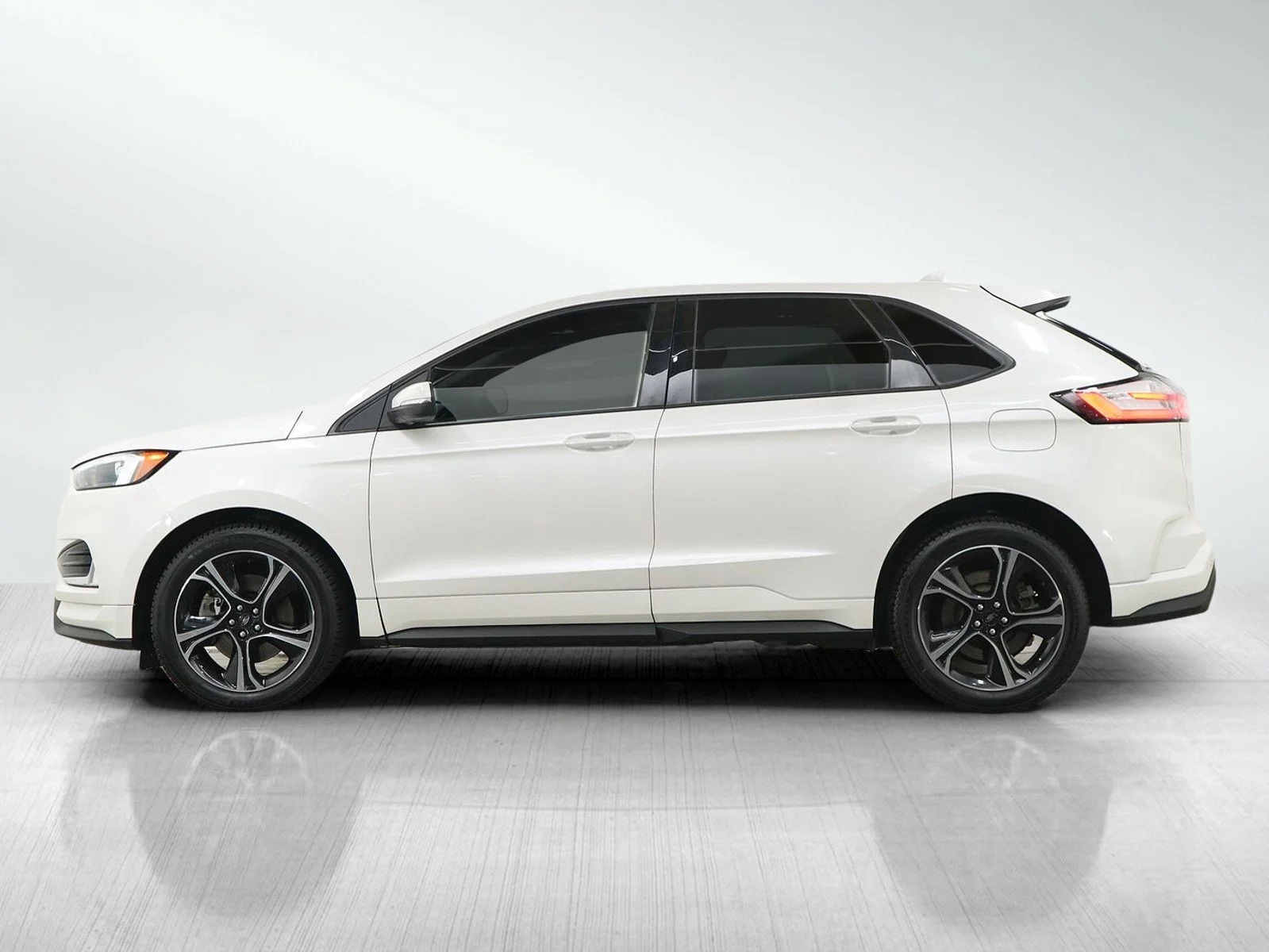 Used 2019 Ford Edge ST with VIN 2FMPK4AP4KBB93438 for sale in Burnsville, Minnesota