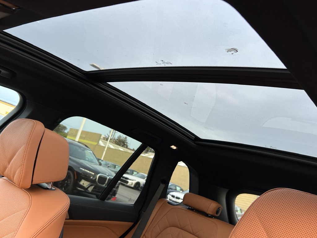 2026 BMW X5 50e - Photo 16
