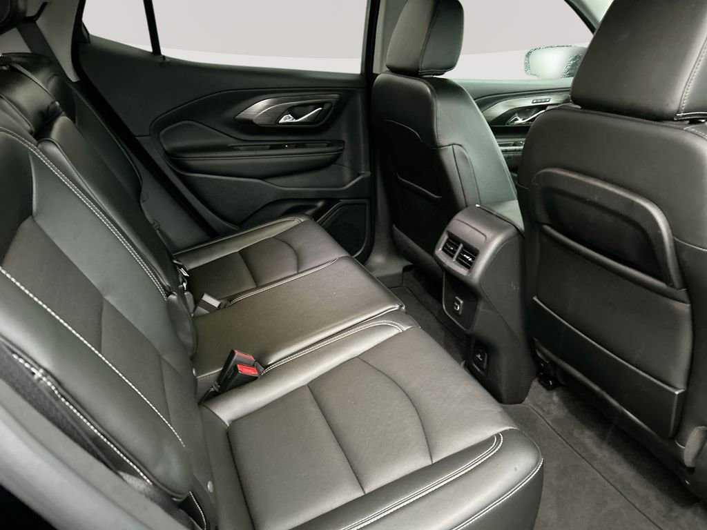 2024 GMC Terrain SLT - Photo 28