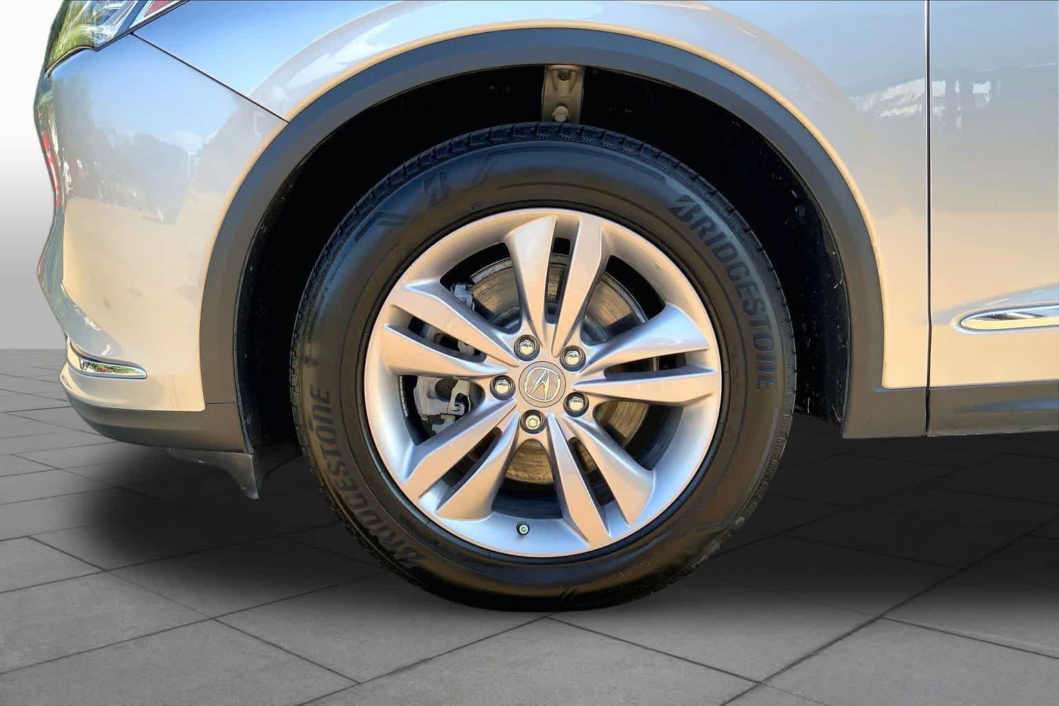 Used 2024 Lunar Silver Metallic Acura  image 11