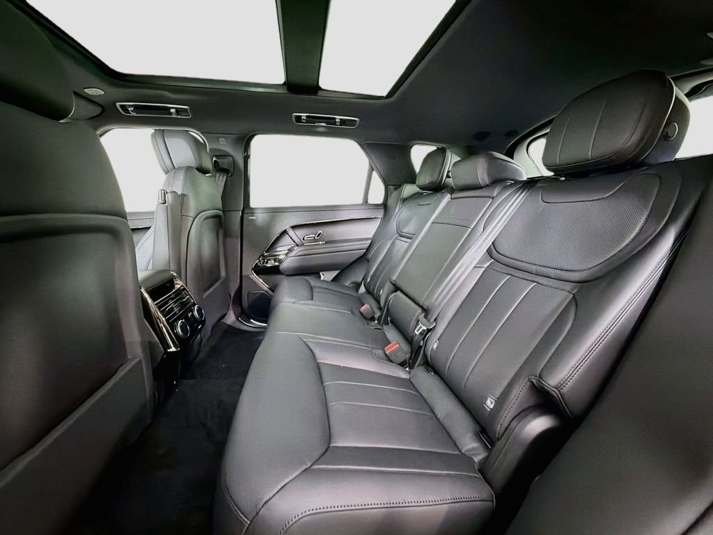 New 2027 Carpathian Grey Land Rover Dynamic SE P400 image 26