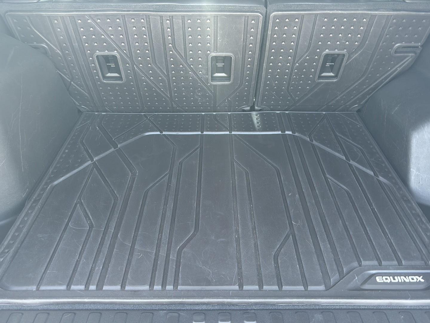 Used 2019 IRIDESCENT PEARL TRICOAT Chevrolet Premier image 38
