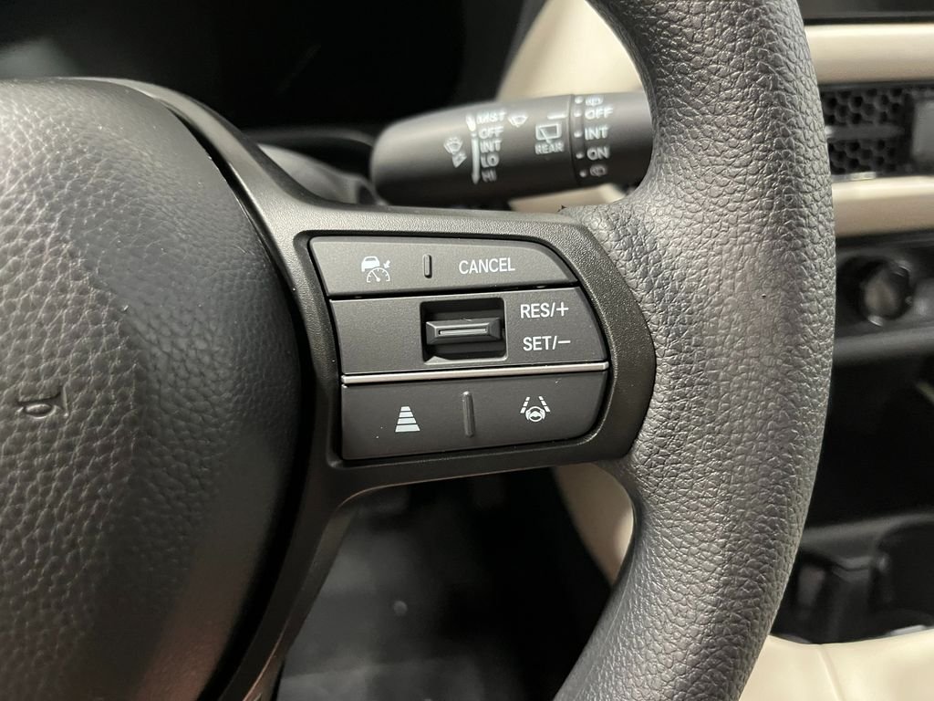 New 2027 Platinum White Pearl Honda LX image 16