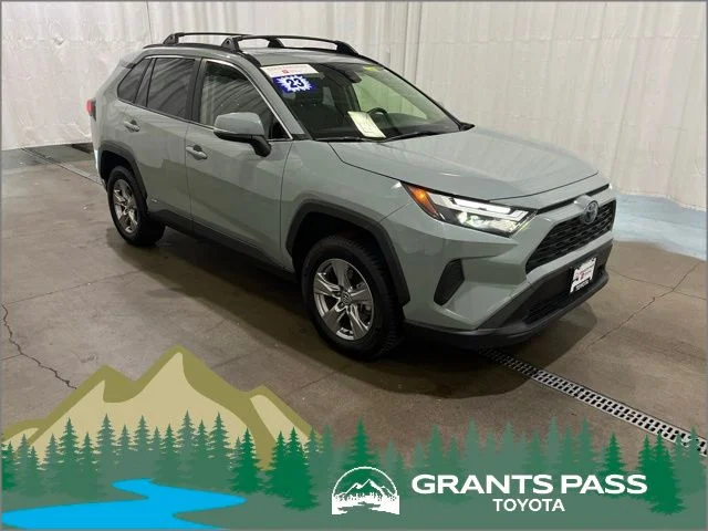 2023 Toyota RAV4 Hybrid XLE AWD's photo
