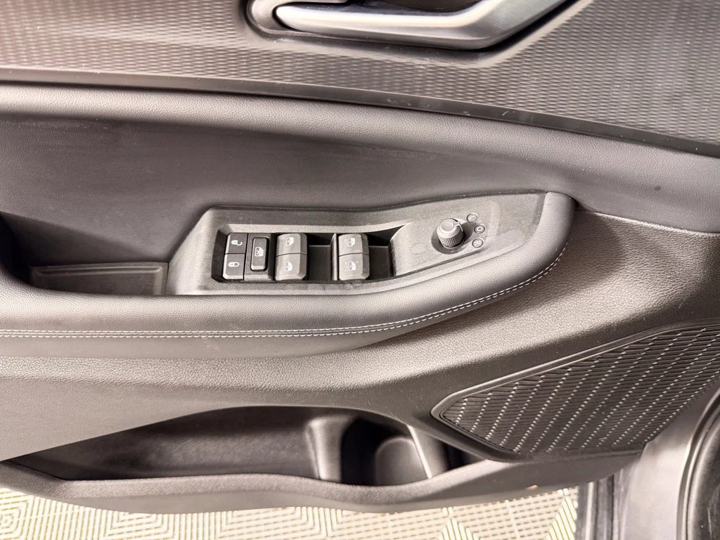 Used 2024 Gray Jeep Laredo X image 18