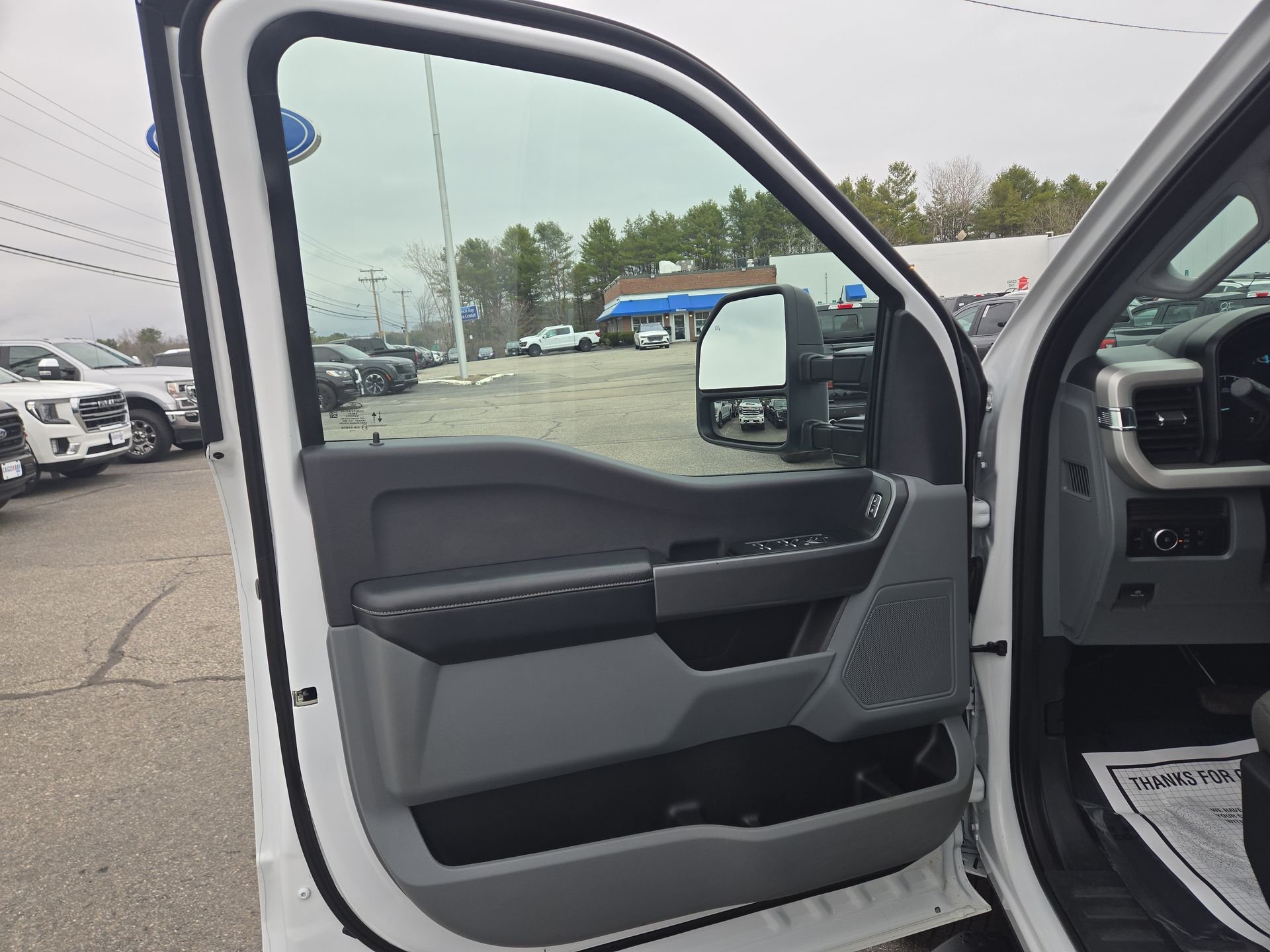 Used 2025 White Ford XLT image 5