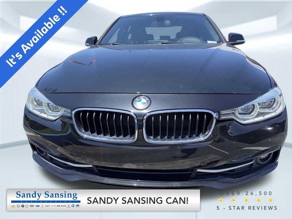 2017 BMW 3 Series 330i Sedan's photo