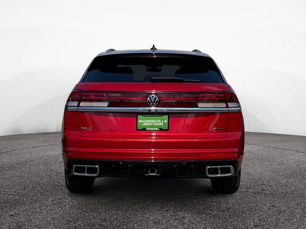 Used 2024  Volkswagen 2.0T SEL Premium R-Line image 4