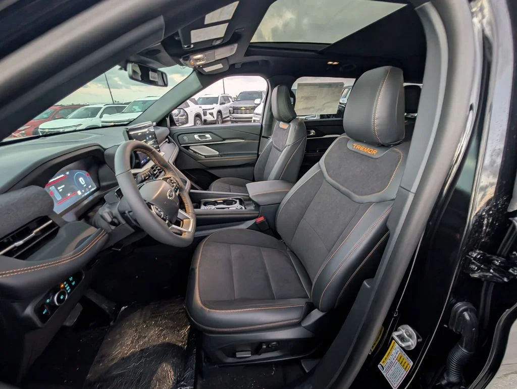 New 2026 Black Ford Tremor image 5