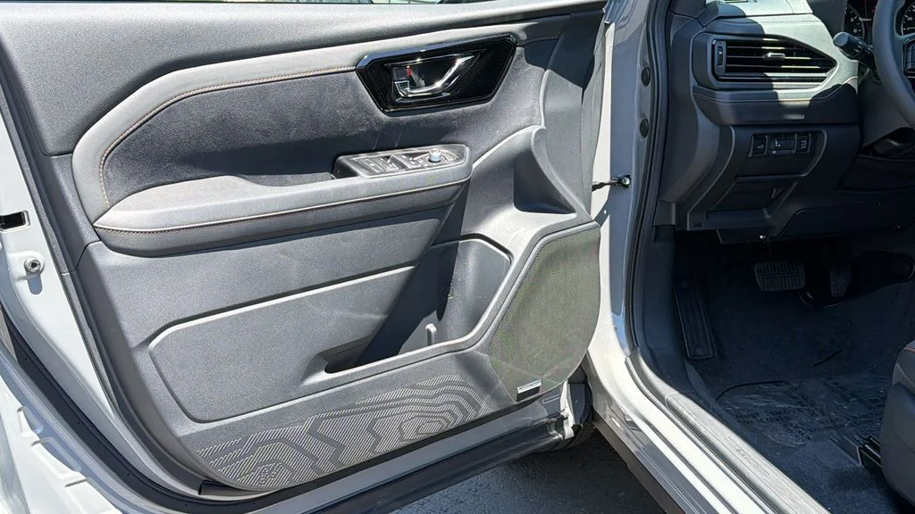 New 2026 RIVER ROCK PEARL Subaru Sport Onyx Edition image 23