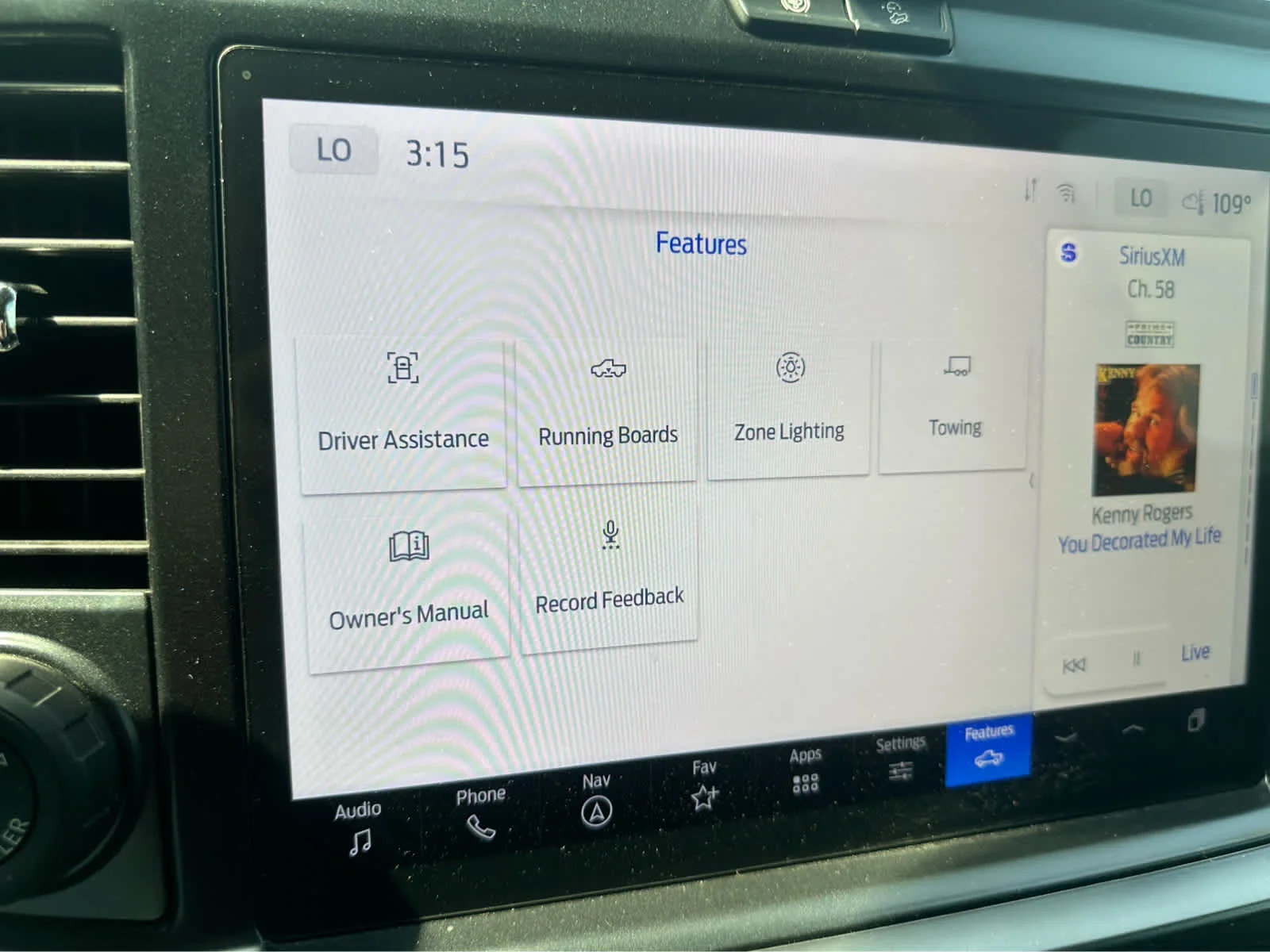 Used 2026 Avalanche Ford LARIAT image 19
