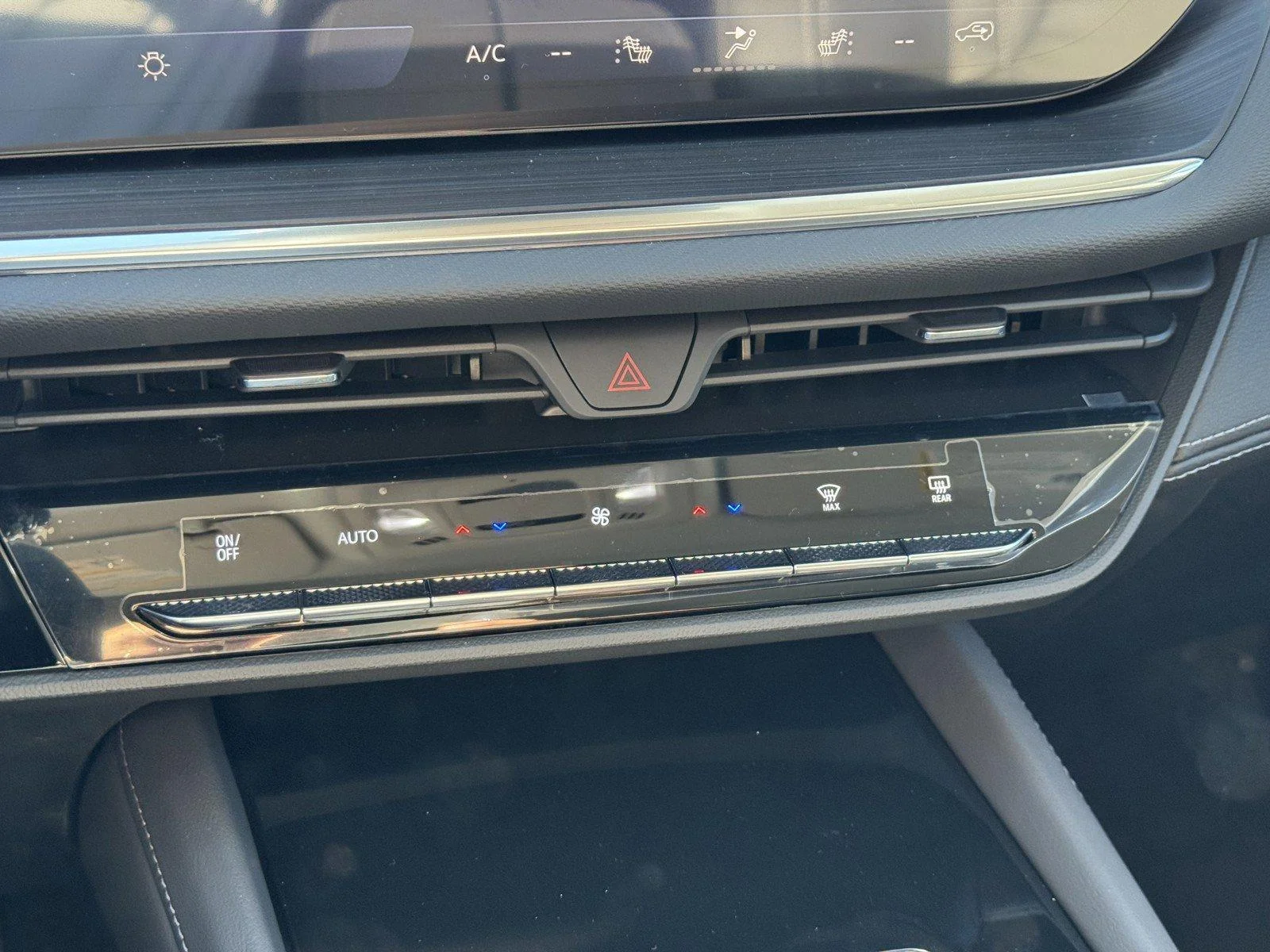 New 2026 Summit White Buick Preferred image 15