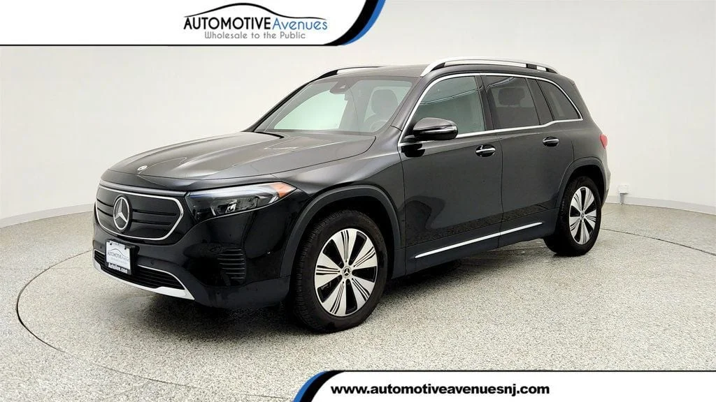 2023 Mercedes-Benz EQB EQB 300's photo