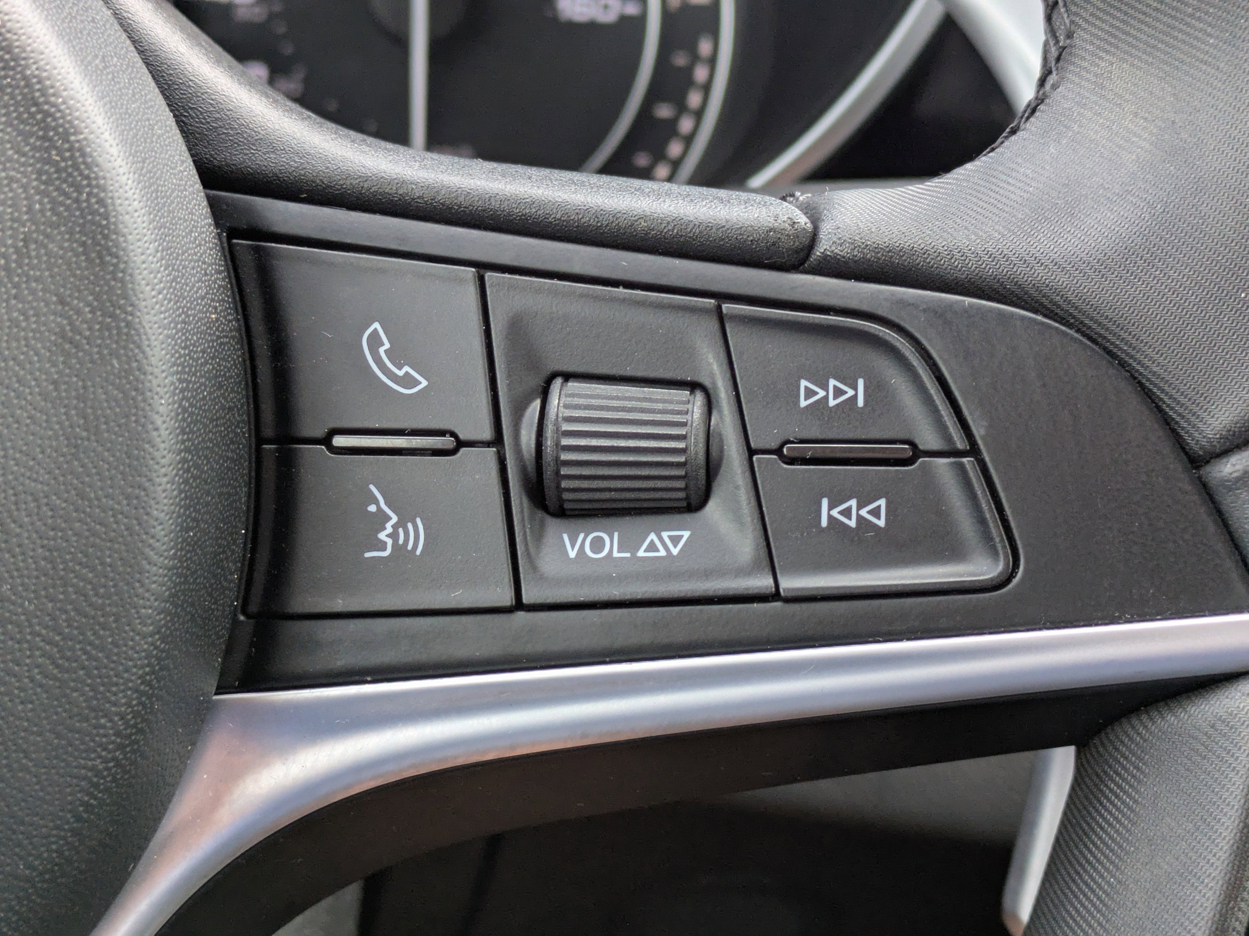 Used 2018 Alfa Rosso Alfa Romeo TI SPORT image 26