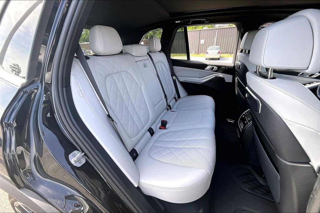 Certified Used 2025 Black BMW xDrive40i image 21