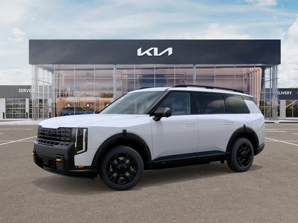 New 2027 White Kia X-Pro SX-Prestige image 3