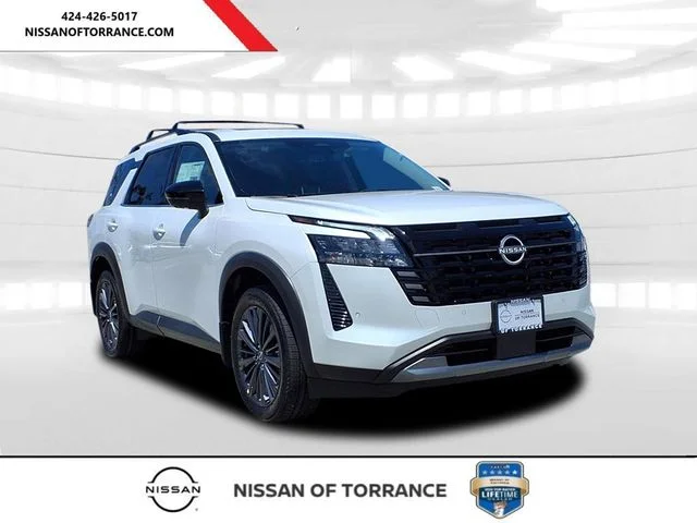 2026 Nissan Pathfinder SL 4WD's photo