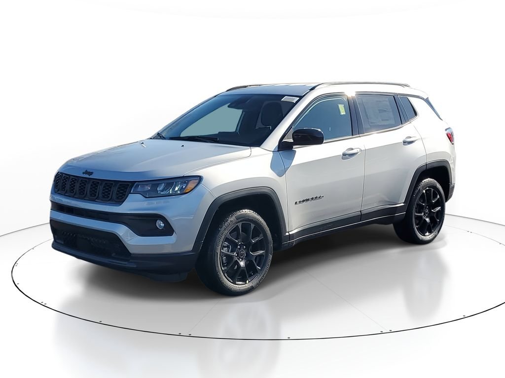 New 2026 Silver Zynith Metallic Clearcoat Jeep Latitude image 2