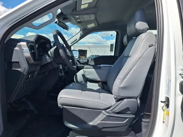 New 2026 Oxford White Ford XL image 35