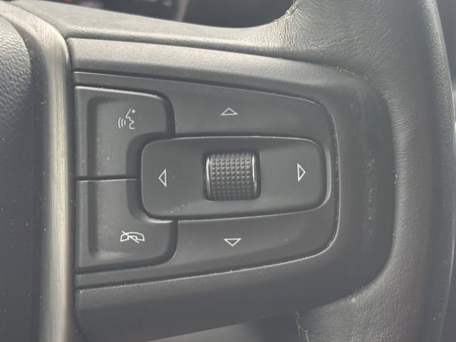 Used 2022 White Frost Tricoat GMC Denali image 13