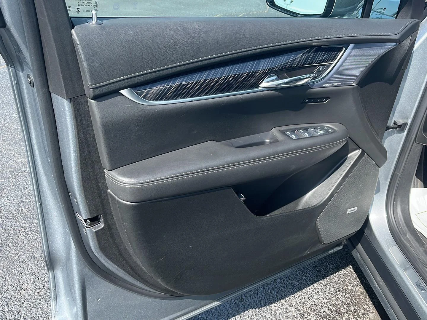 2025 Cadillac XT6 Premium Luxury - Photo 18